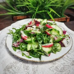 Лёгкий витаминный салат