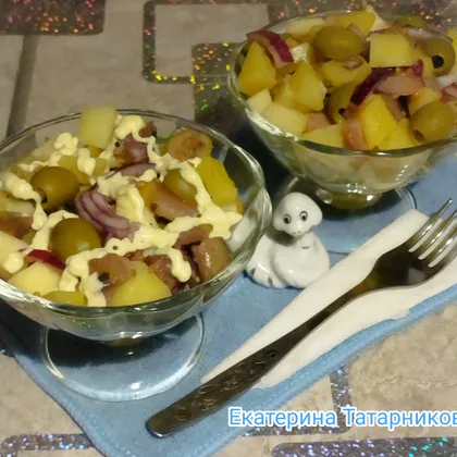 Салат с картофелем и соленой сельдью