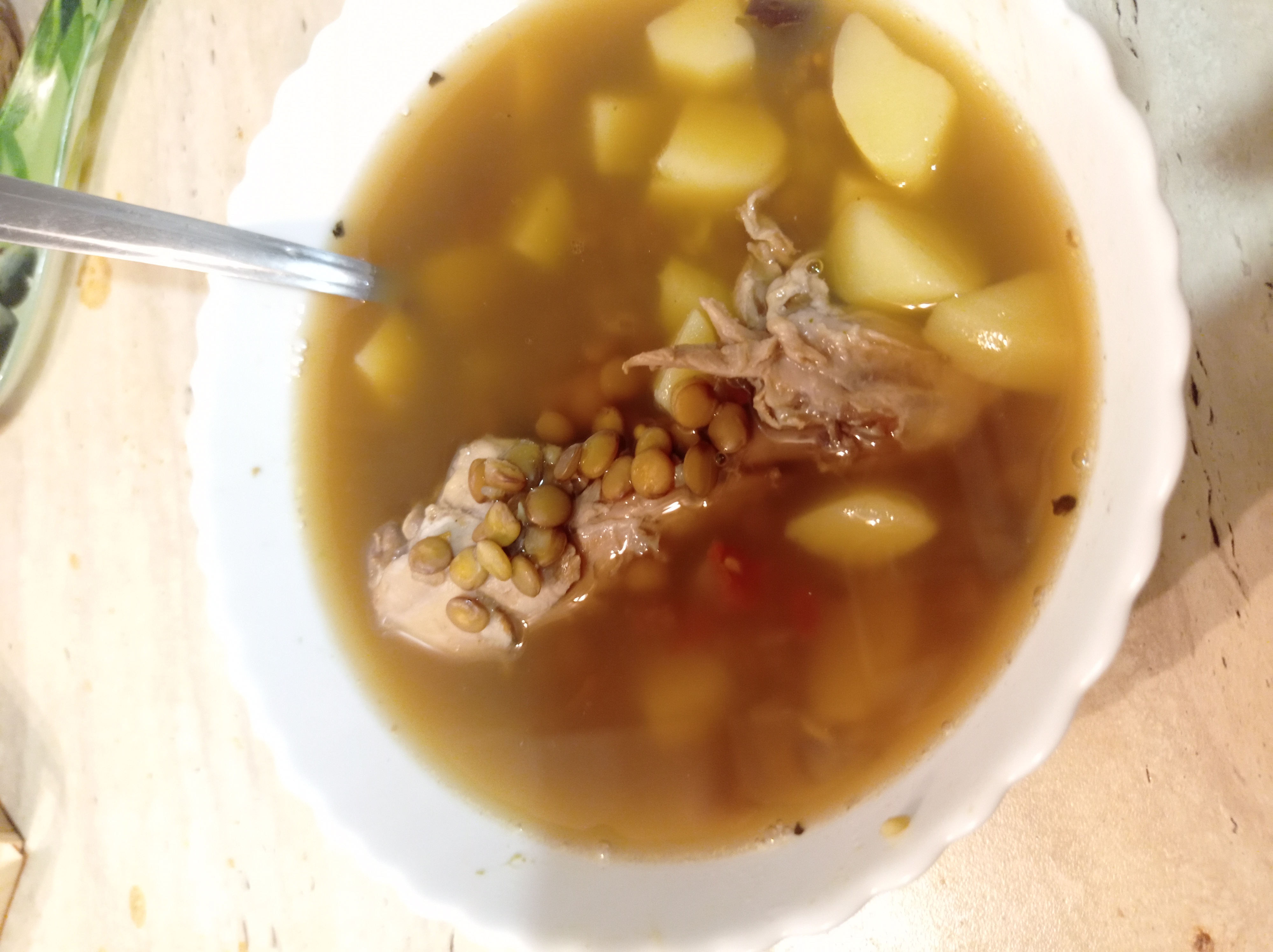 Суп из чечевицы и картофеля