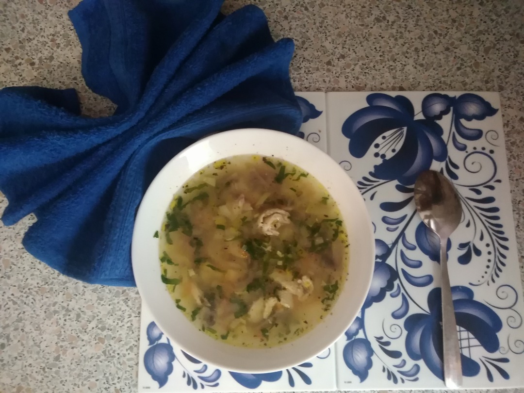 Суп с кукурузой, кабачком и грибами