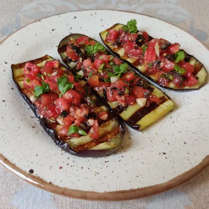 Баклажаны гриль с соусом из помидора 🍆🍅