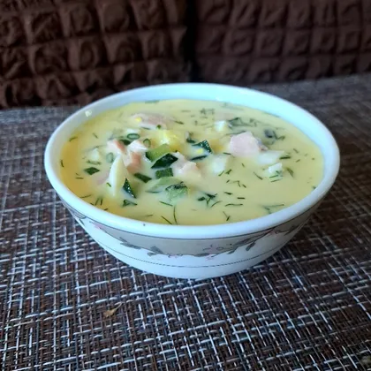 Окрошка на кефире с минералкой и горчицей