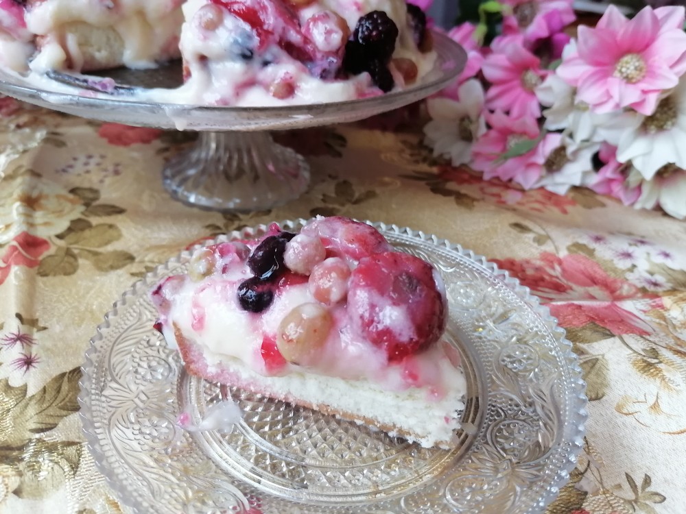 Домашний тирольский пирог с ягодами