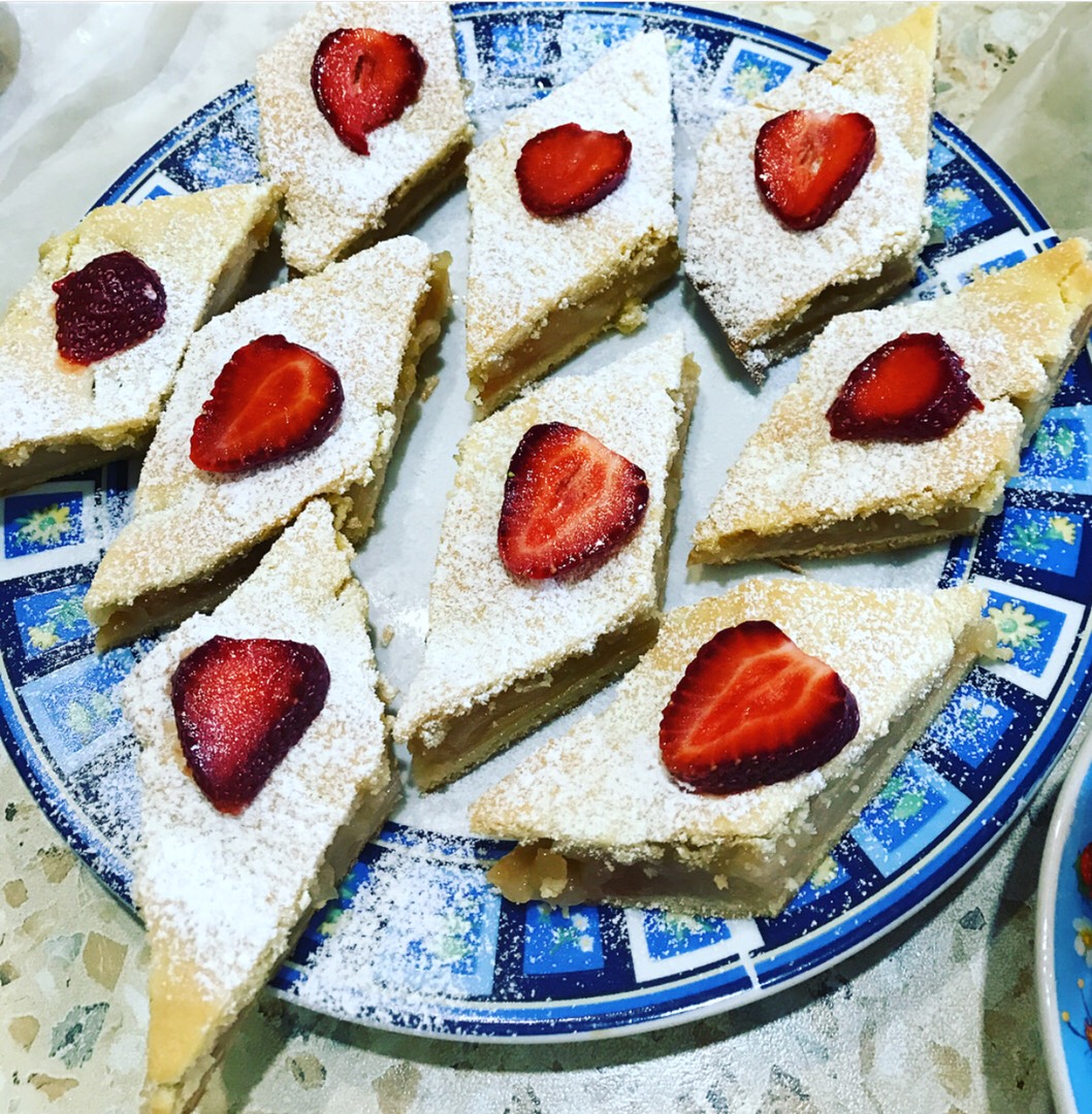 Пирожные яблочные