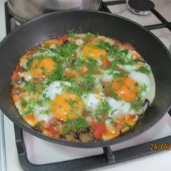 Яичница с баклажанами и помидорами 🥚🥚🍅🍅🍆🍆