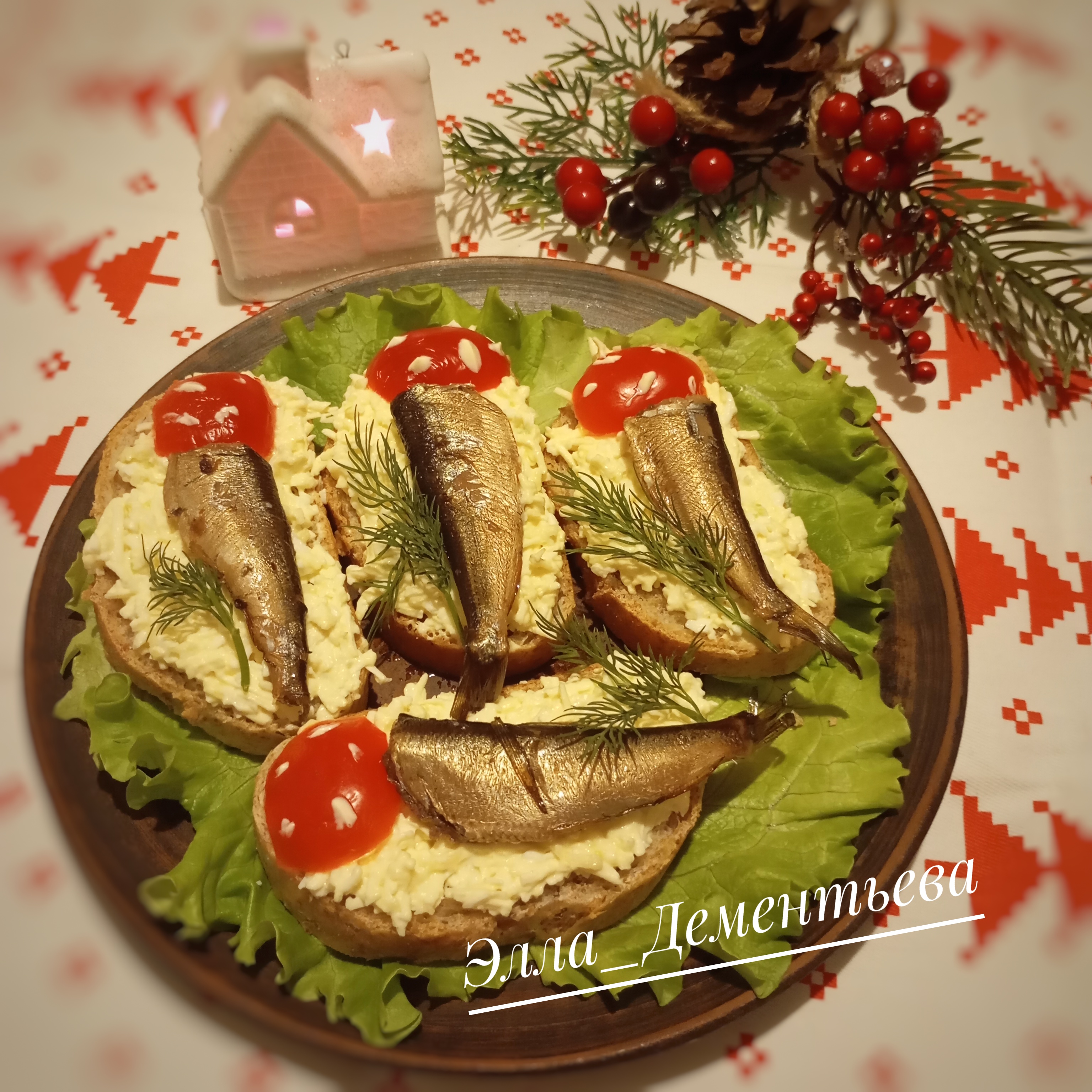 Бутерброды со шпротами "Мухоморы" 