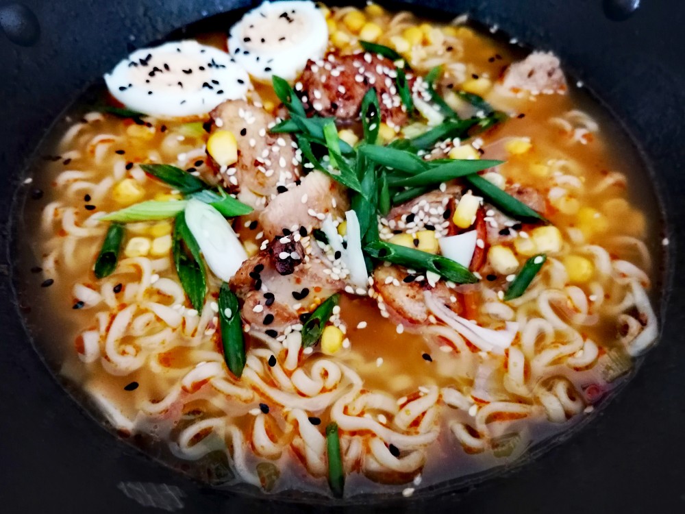 Рамён со свининой 🍜