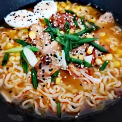 Рамён со свининой 🍜