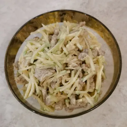 Салат со свининой и редькой