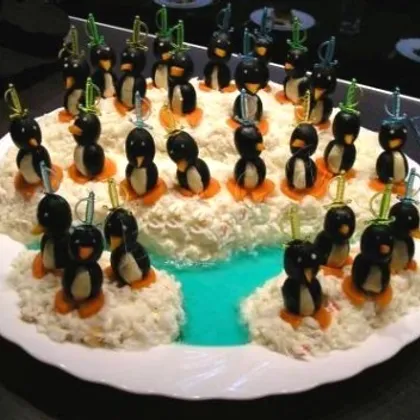 Салат с языком «Пингвины на льдине»