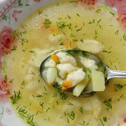 Суп на костном бульоне с клецками