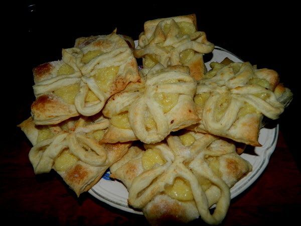 Слойки с кремом Патисьер