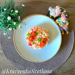 Салат с фасолью и крабовыми палочками