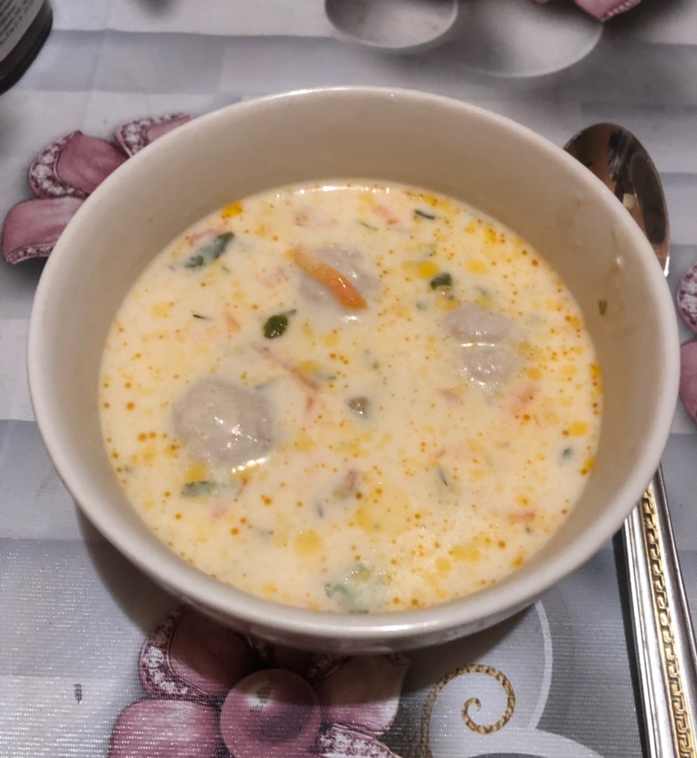 Сырный суп с фрикадельками