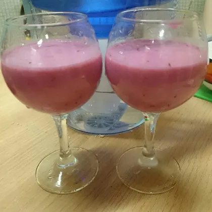 Молочно-вишневый коктейль