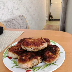 Очень сочные котлетки с шампиньонами 😋