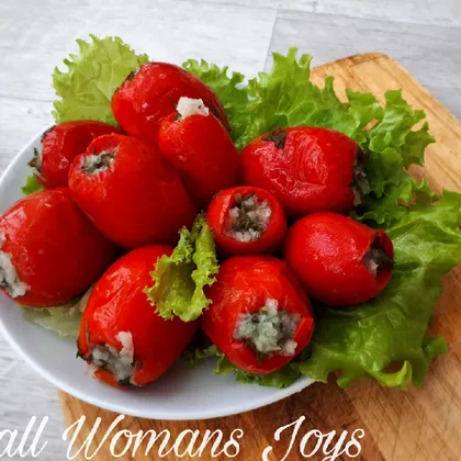Квашенные помидоры с чесноком и зеленью