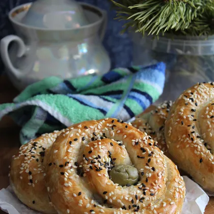 Улитки с мясным фаршем и оливками