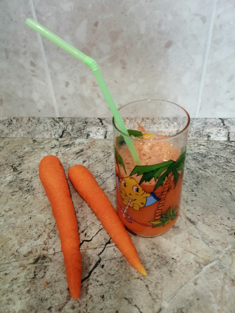 Морковный сок, замороженный на зиму