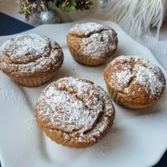 Кексы с курагой и черносливом