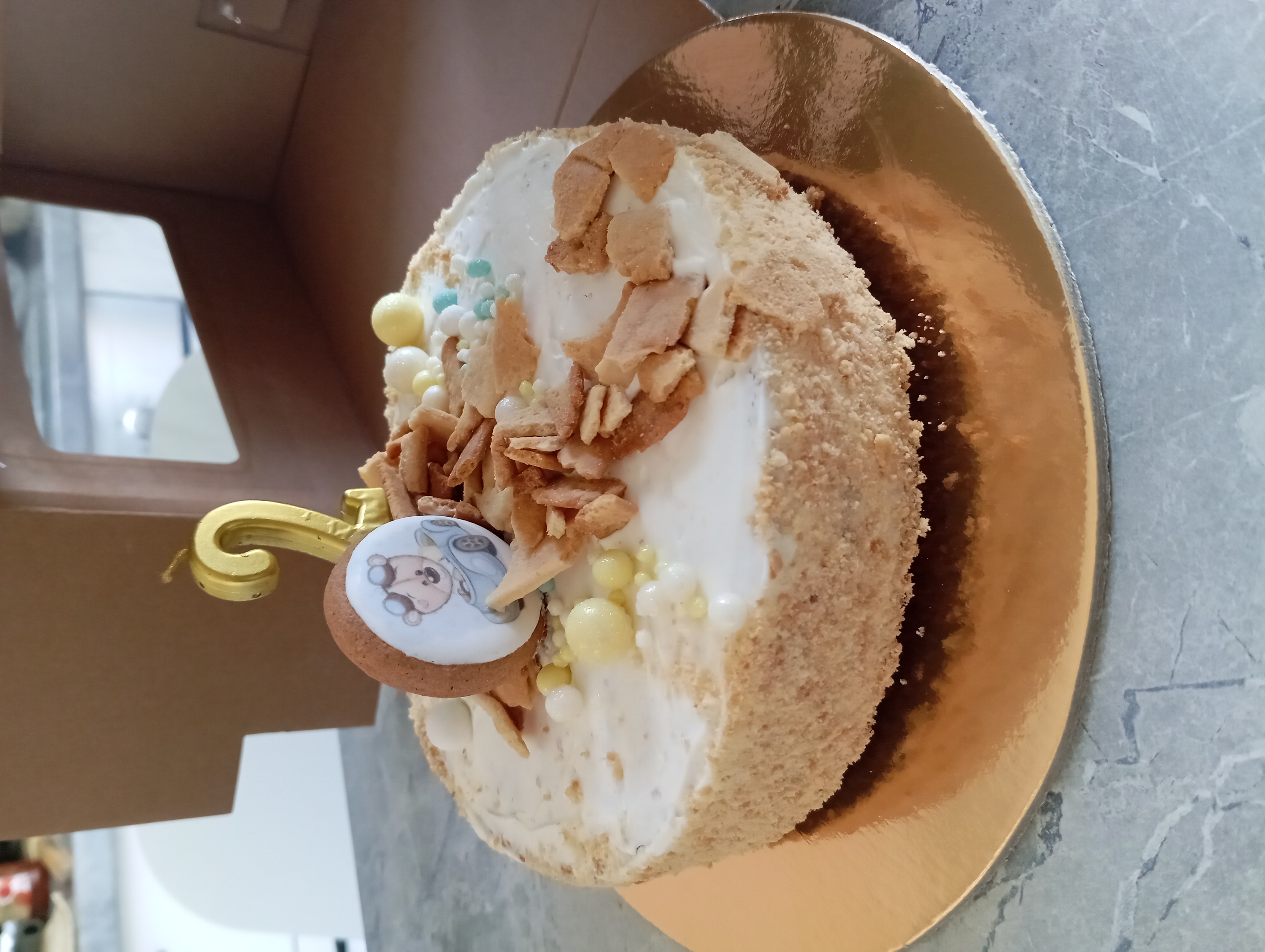 Торт морковный с кремом чиз