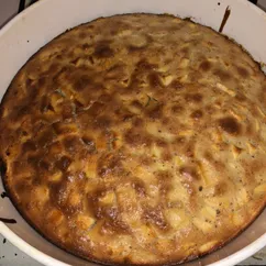 Шарлотка с яблоками 🥧