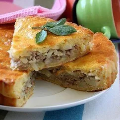 Пирог с мясом и картофелем