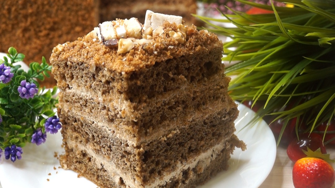 Топ 10 самых необычных тортов мира - Julia Scott