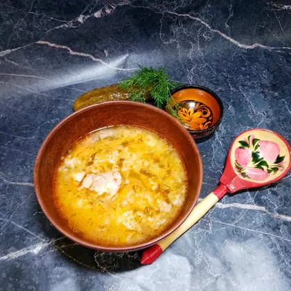 Суп рассольник с рисом и огурцами
