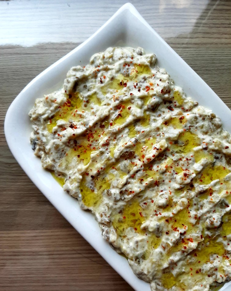 Острая закуска из баклажанов