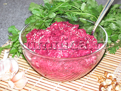 Вареная свекла для салатов на зиму в банках со стерилизацией рецепт пошаговый с фото - steklorez69.ru