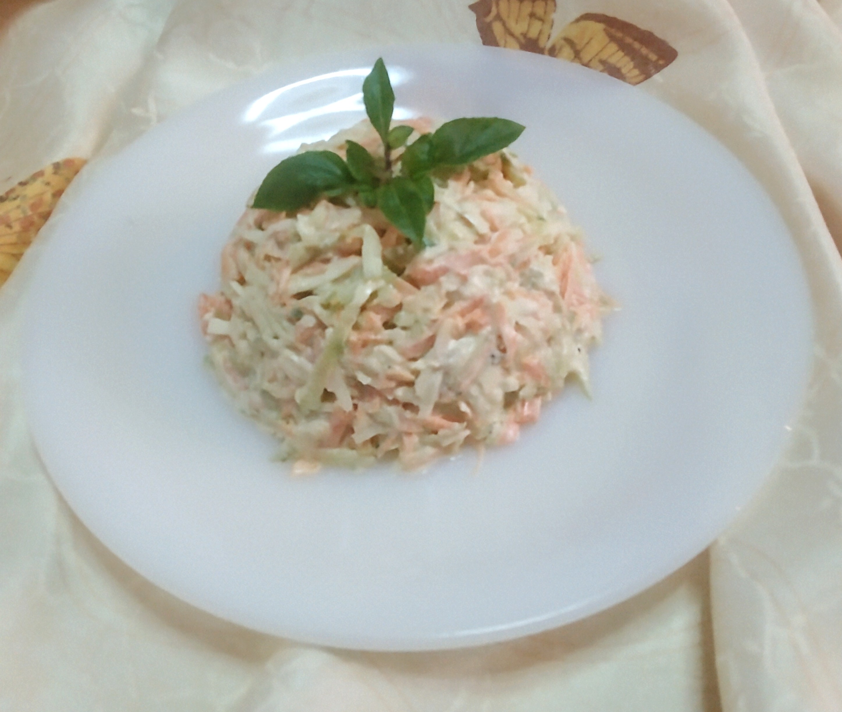 Салат "Сочная вкусняшка"