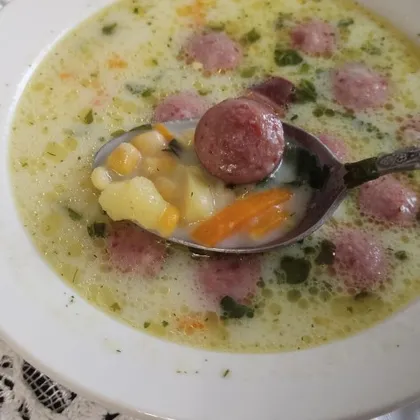 Сырный суп 🍲 с копчёной колбасой, кукурузой и зеленью