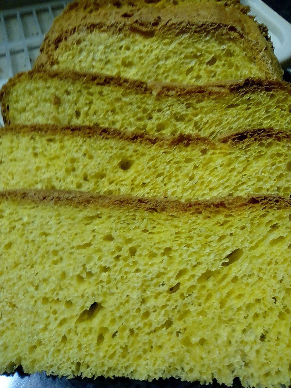 Бисквит в хлебопечке со сливовым джемом и грецкими орехами