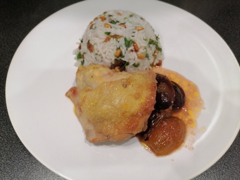 Курочка с шафраном из Салоников