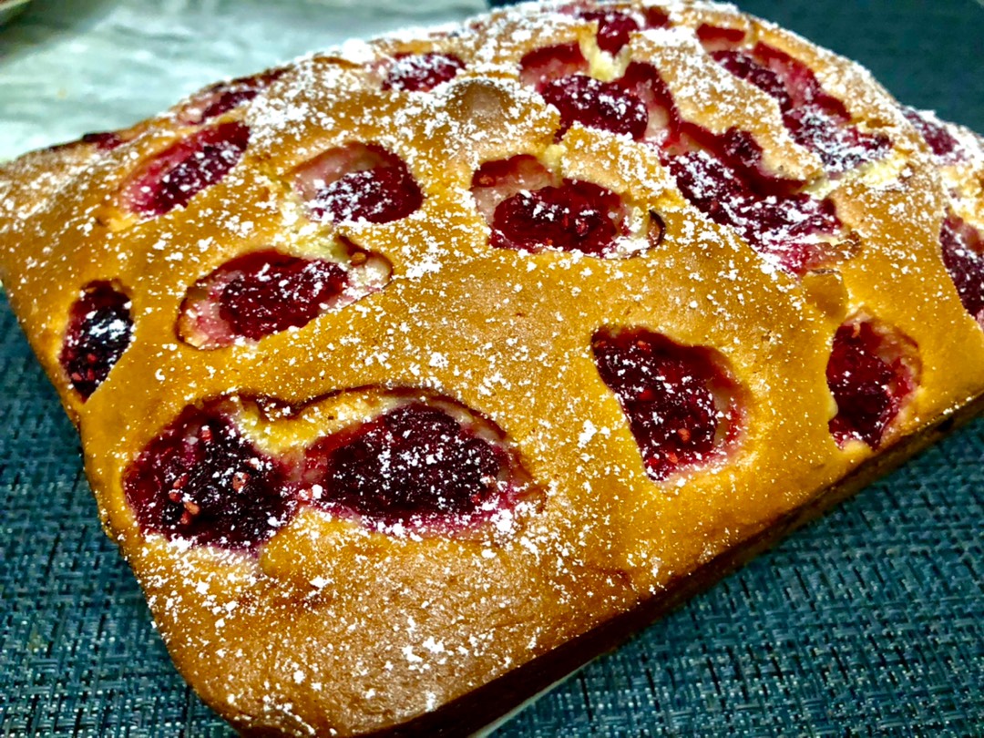 🥧Сметанный малиновый пирог