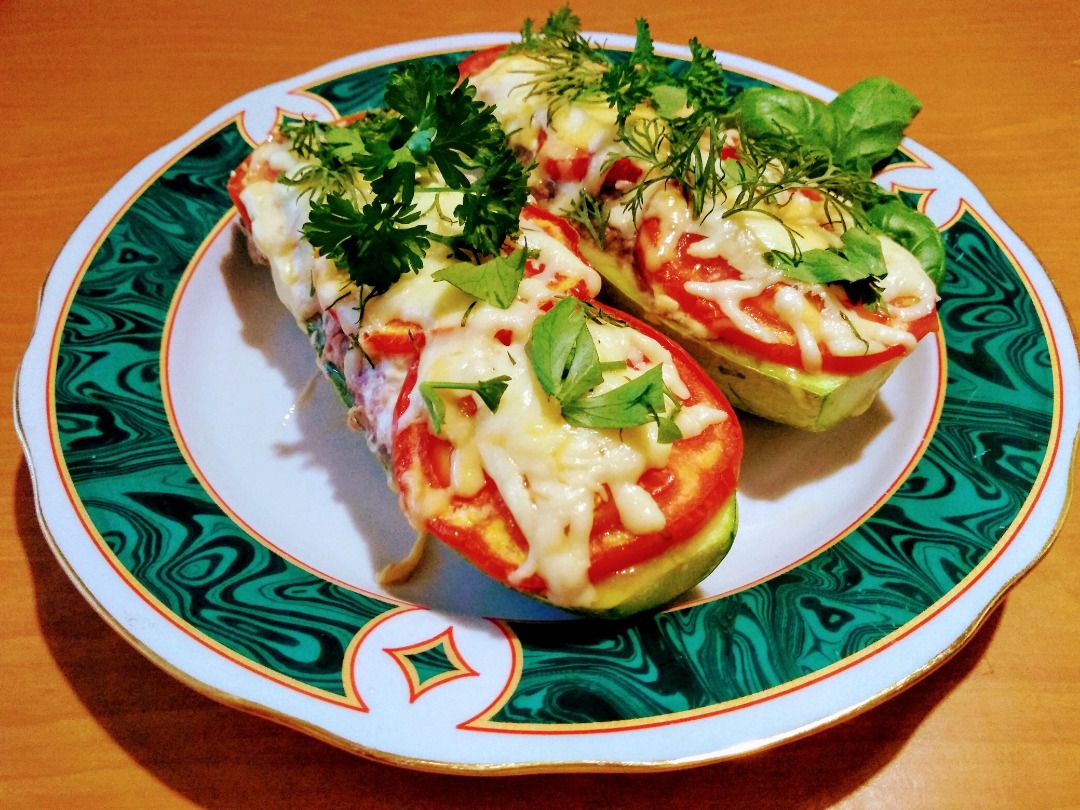 Фаршированный кабачок