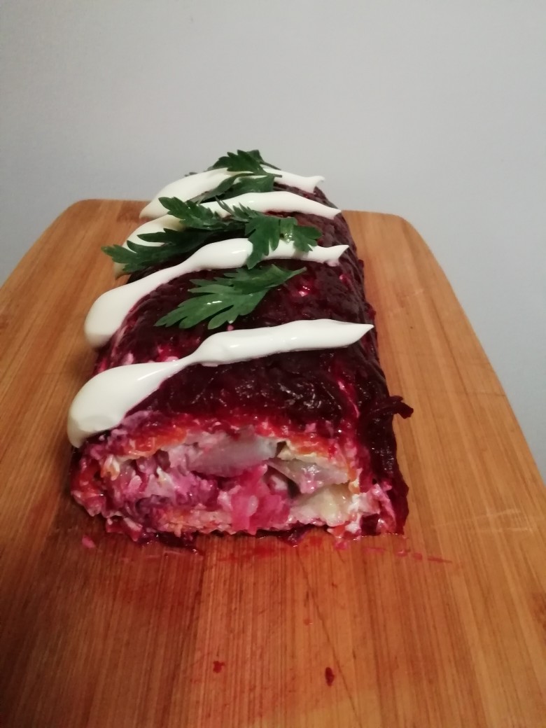 Рулет с селедкой