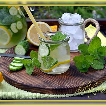 Огуречная вода с лимоном и мятой