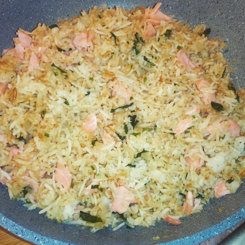 Кеджери с лососем