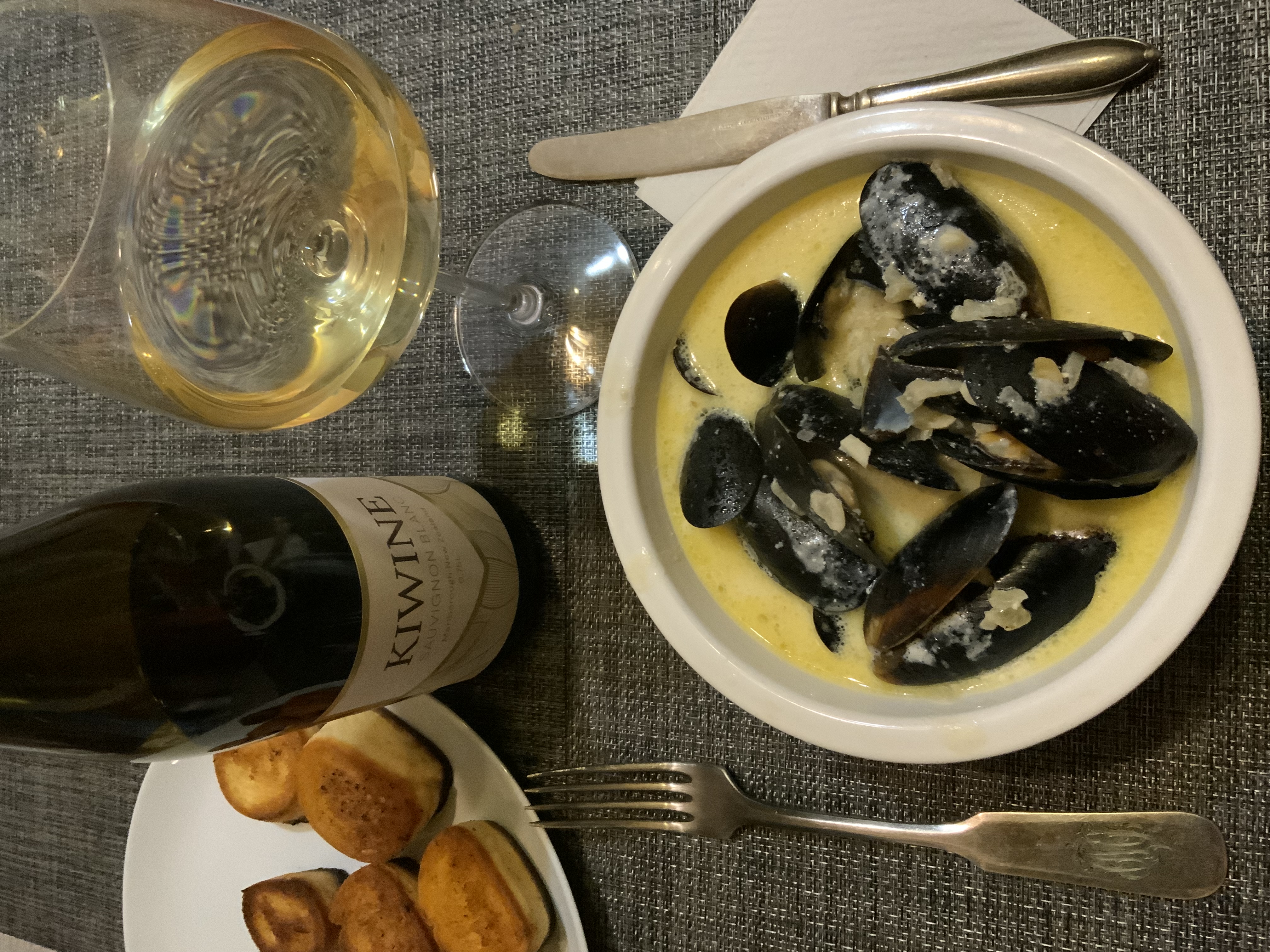 Мидии в сливочно-чесночном соусе