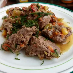 Куриная печень с овощами