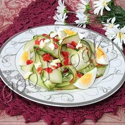 Огуречный салатик