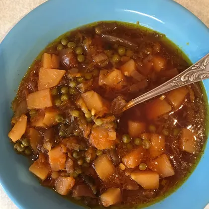 Овощной суп с горошком