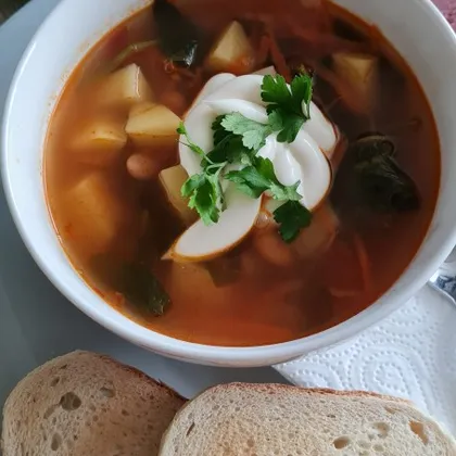 Суп с фасолью и шпинатом