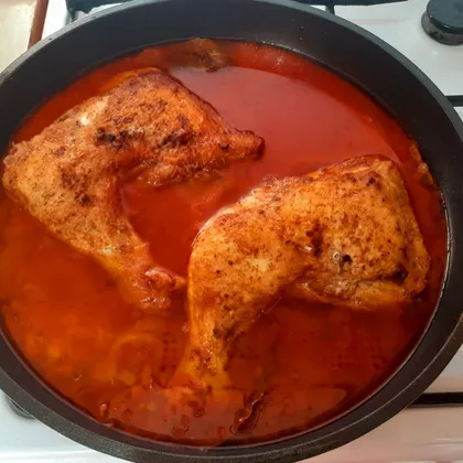 Куриные окорочка в томатном соусе
