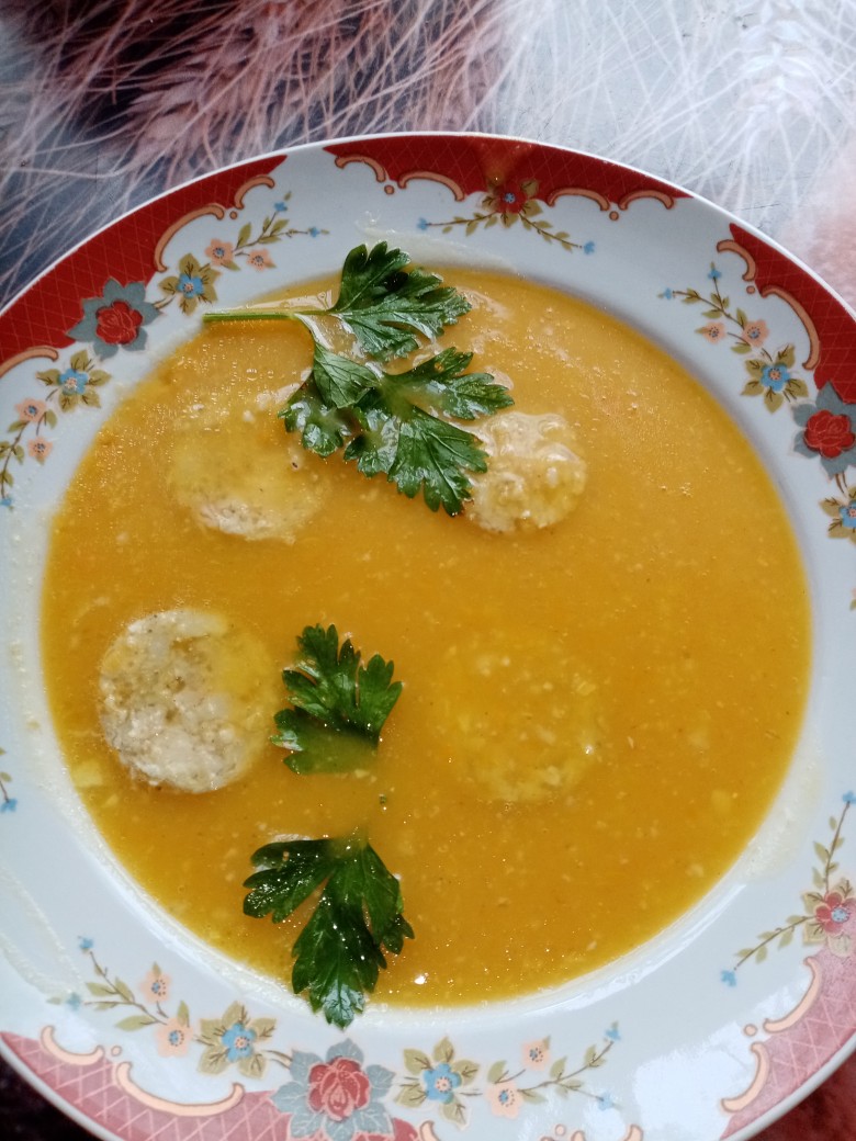 Кабачково-тыквенный суп- пюре с крестьянской колбаской