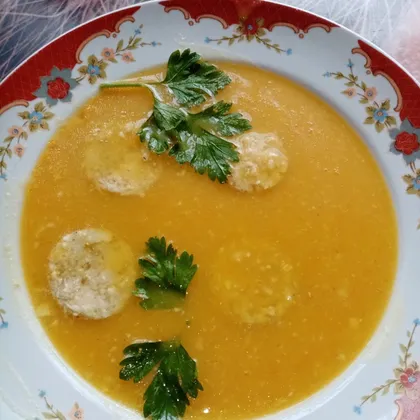 Кабачково-тыквенный суп- пюре с крестьянской колбаской