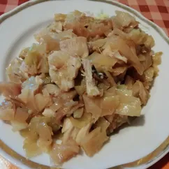 Тушеная капуста с курочкой