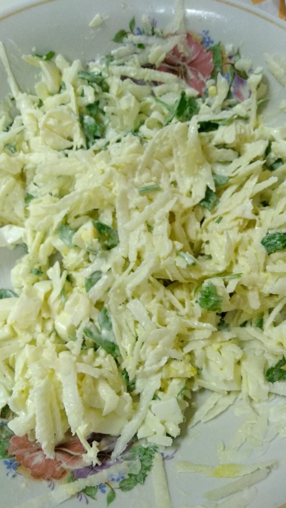 Салат с капустой кольраби